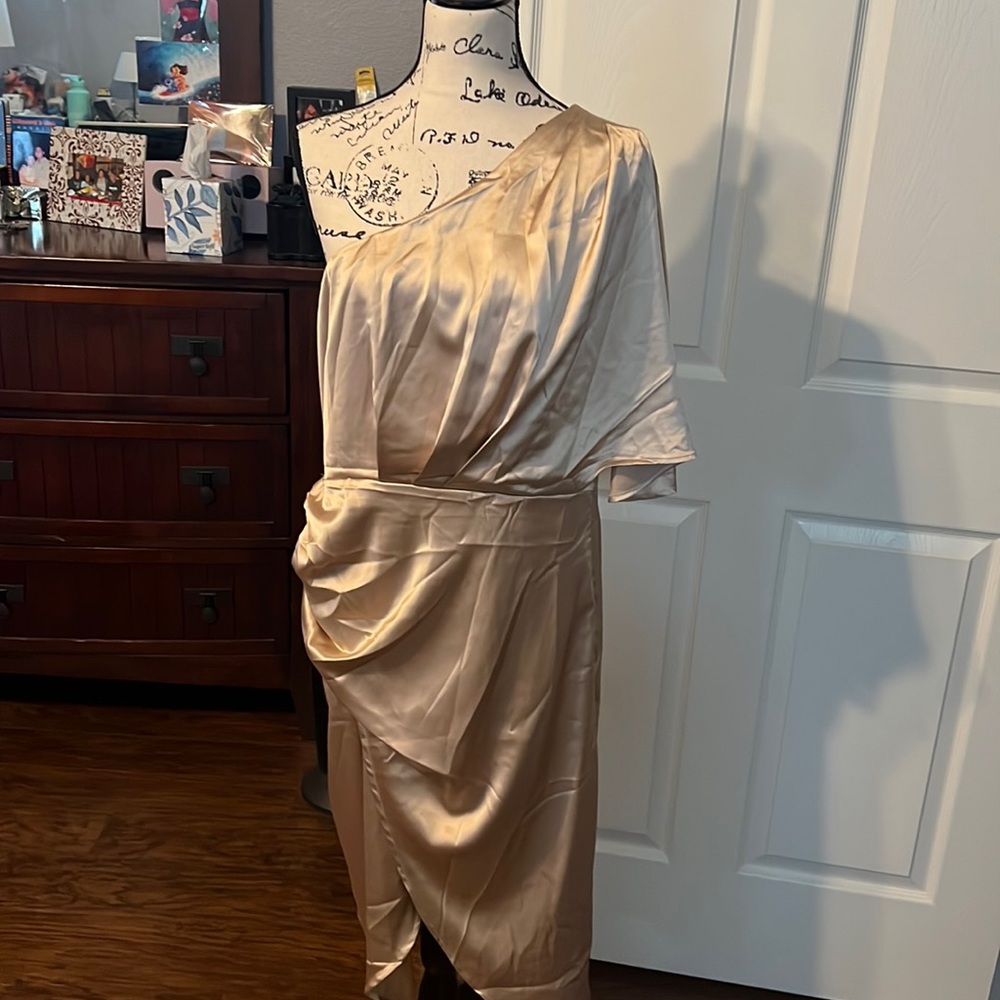 NWT Cupshe Dress
